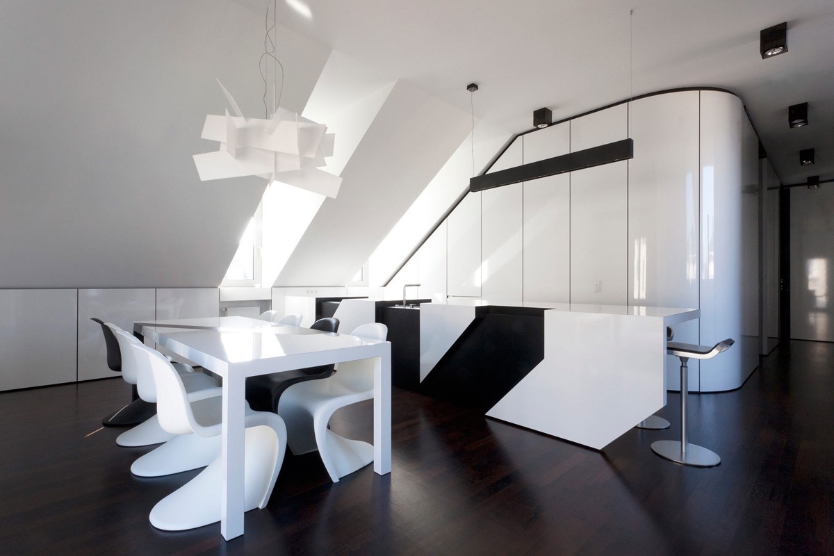 asymmetrical-black-and-white-dining-room