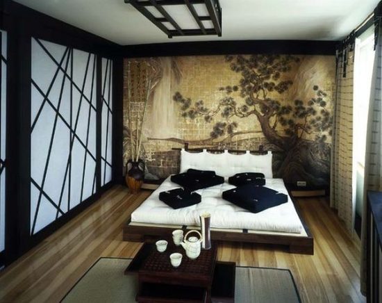 Japanese bedroom with wall accent design