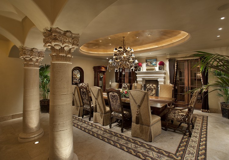 luxurious dining room decoration