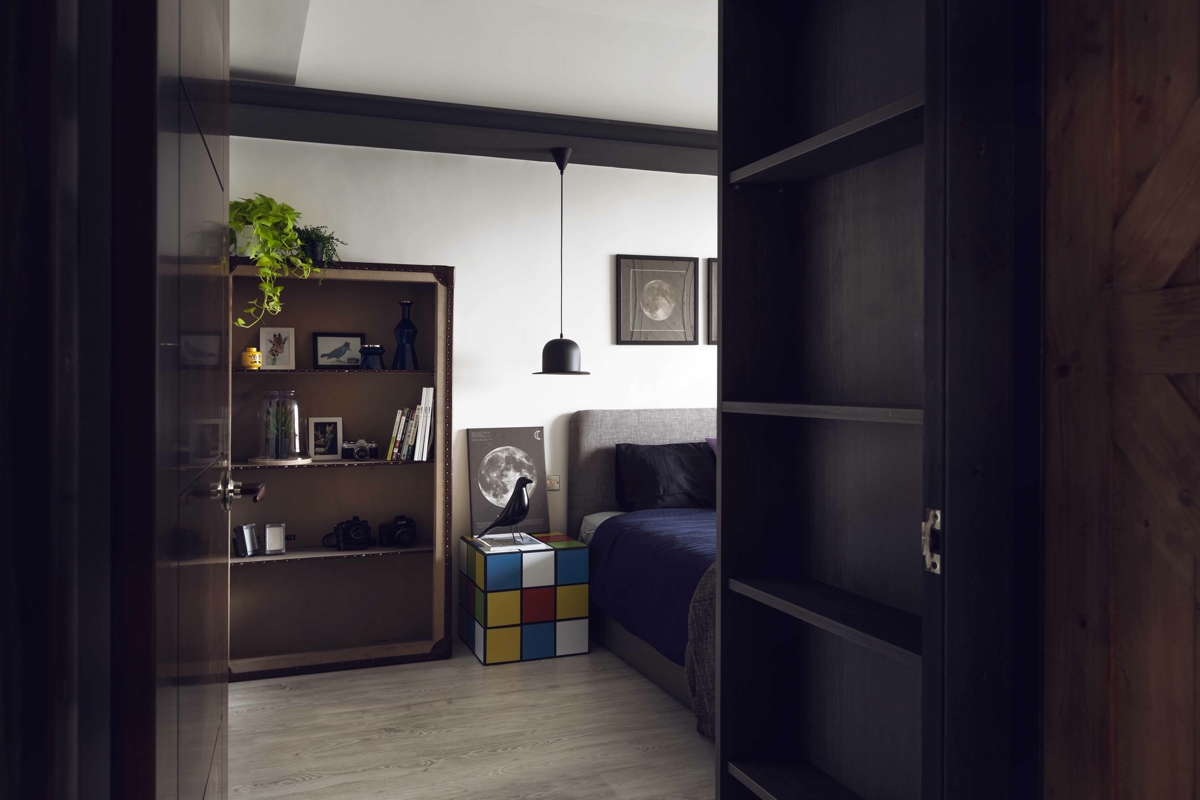 Masculine apartment design