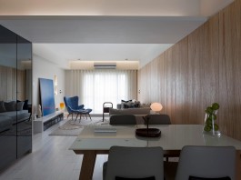 Minimalist apartment with Asian Style