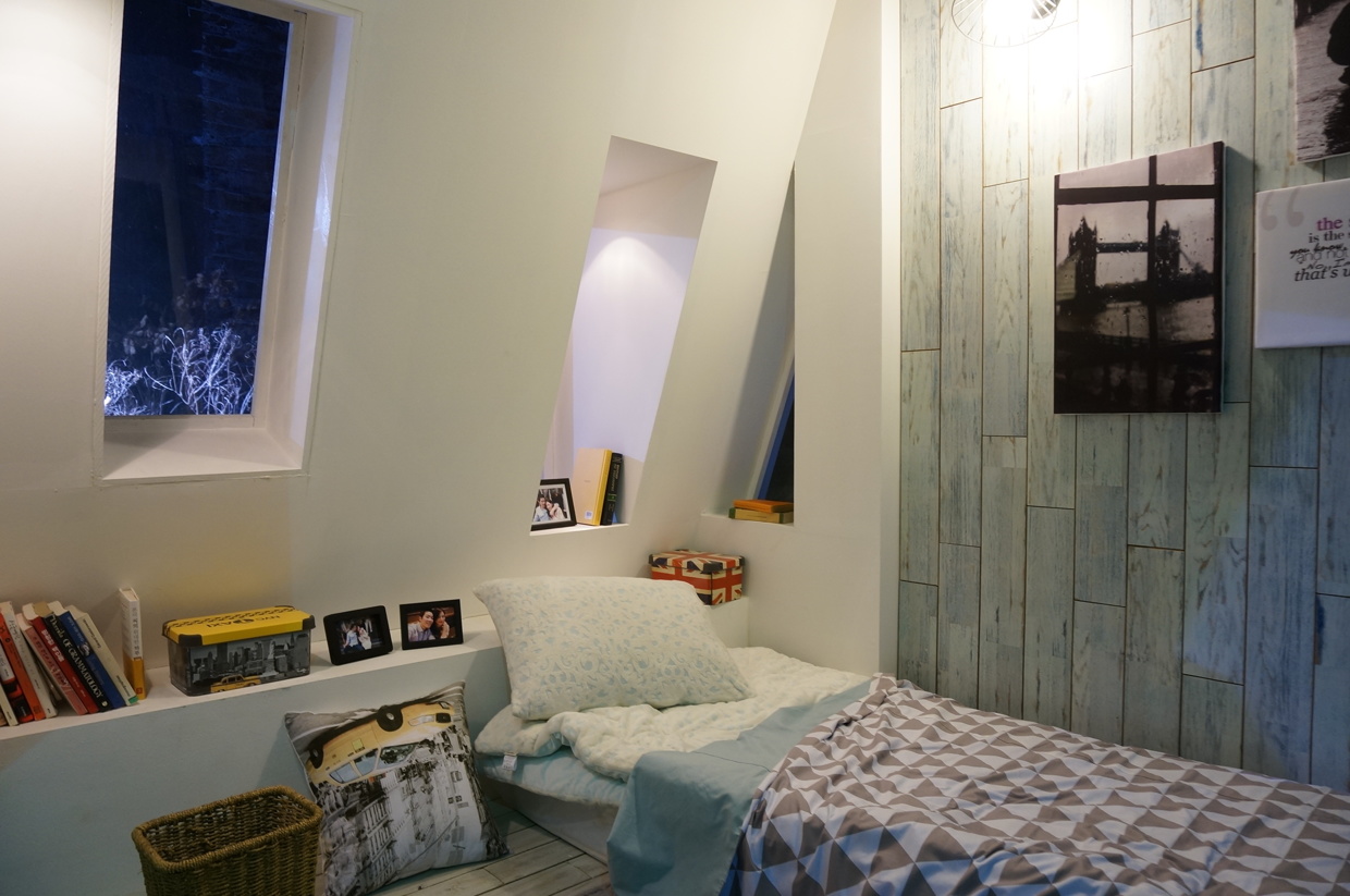 Lofted bedroom concept