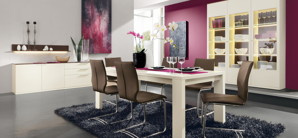 Pink dining room ideas for women