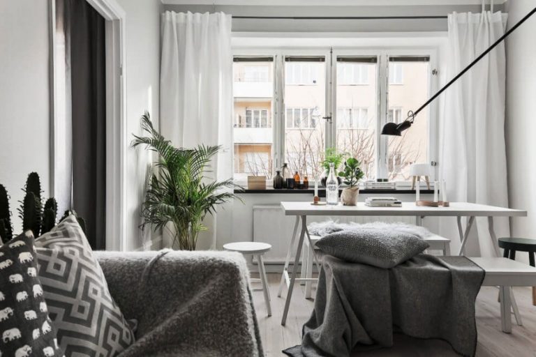 Fabulous Scandinavian Apartment With White Interior Design Style - RooHome