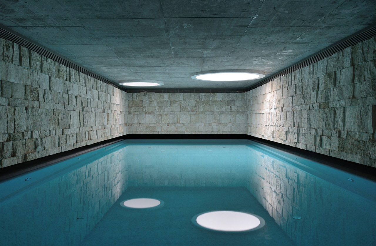 Indoor swimming pool design ideas