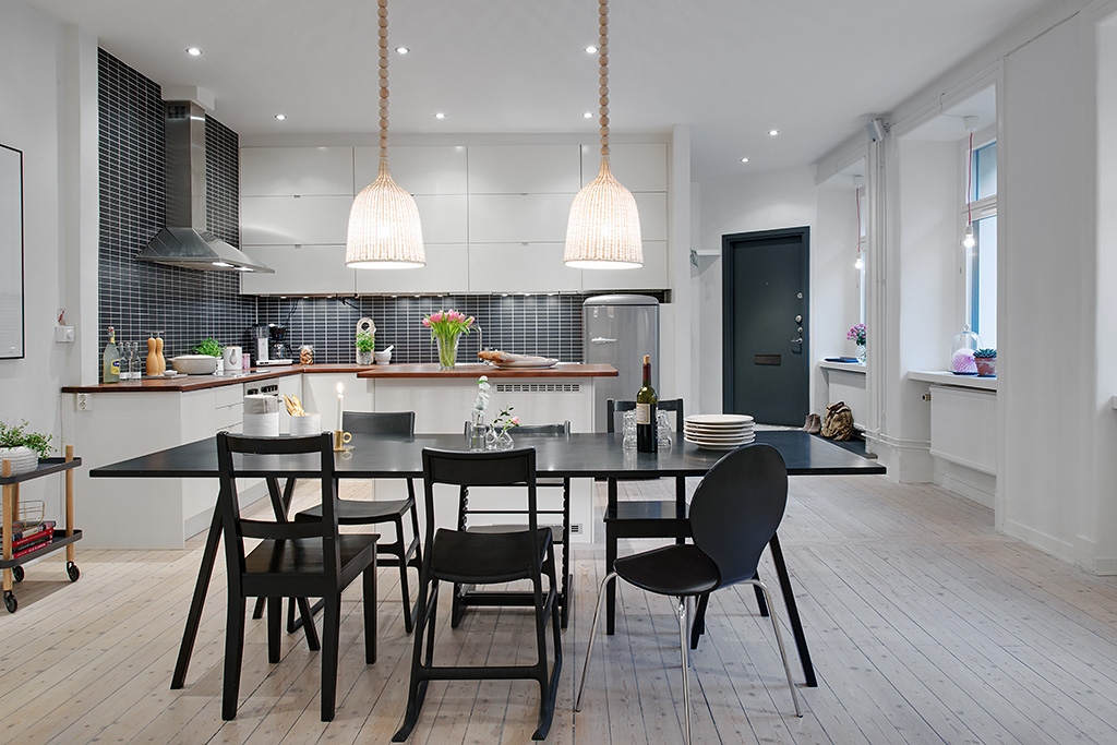 Black and white dining room concept