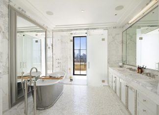 white gorgeous tile bathroom decor