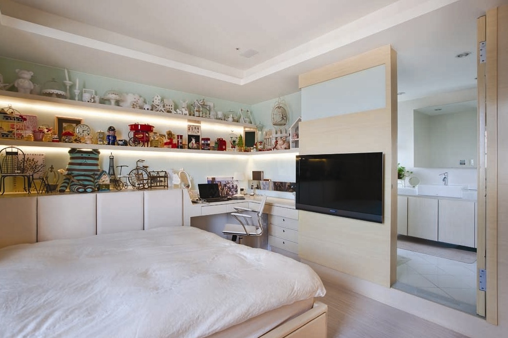 white modern bedroom