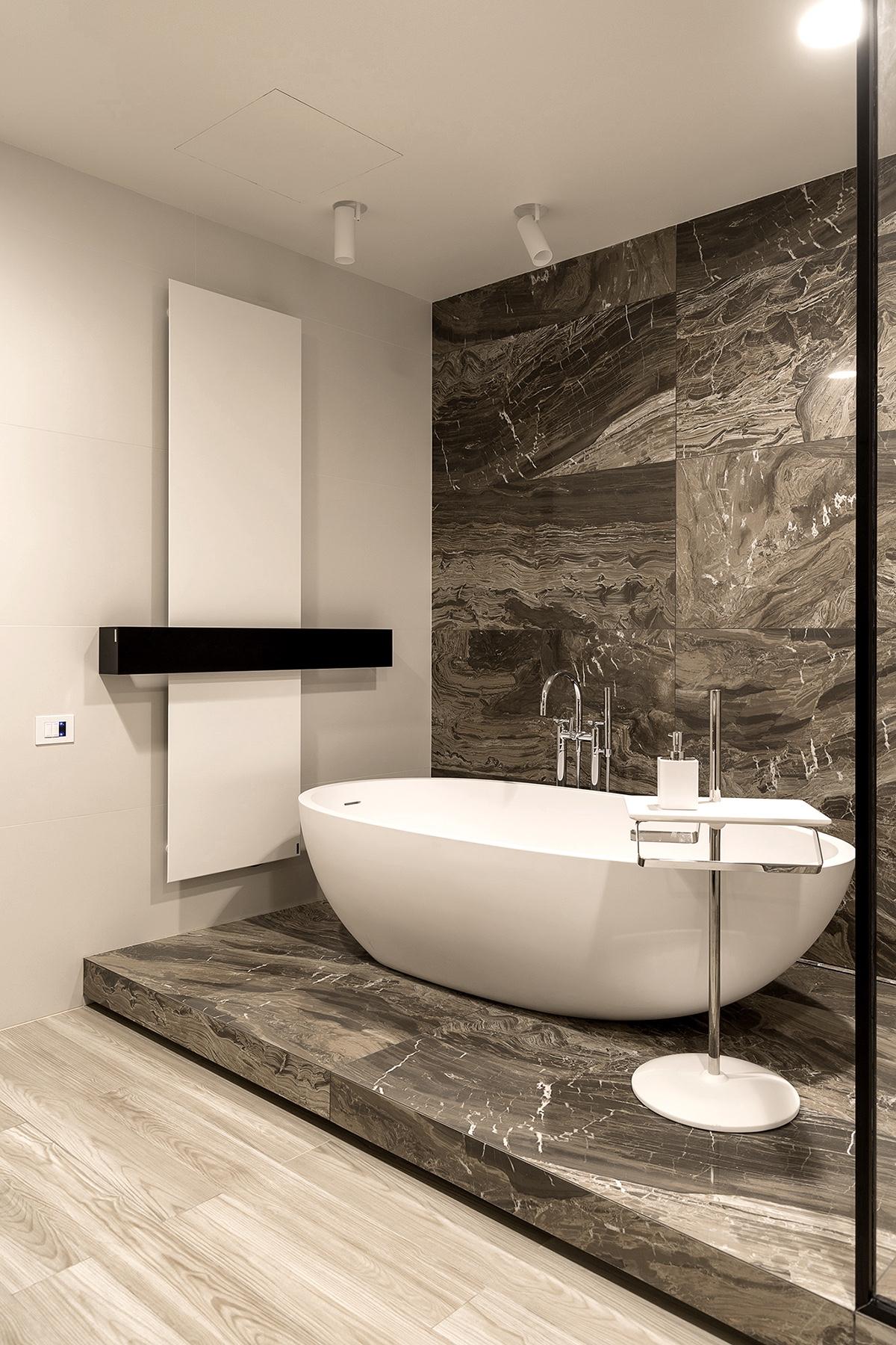 Bathroom-Marble-Wall-Tub 