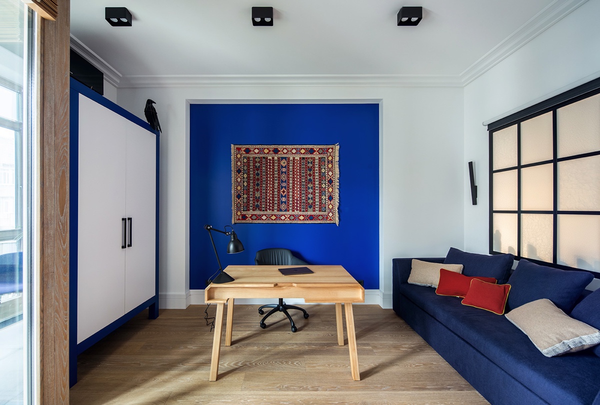 study-room-blue-and-white