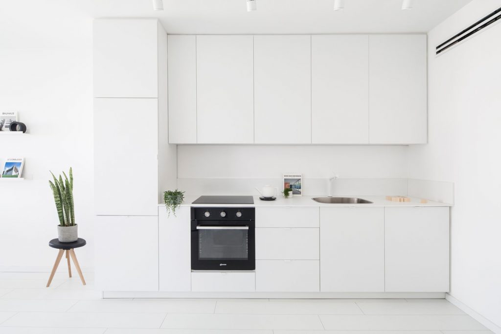 Modern Minimalist Apartment Interior Design with White and Gray Color ...