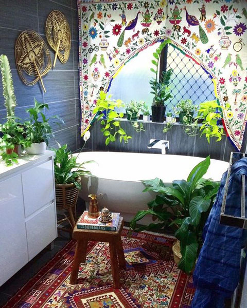 Small bathroom bohemian interior design ideas