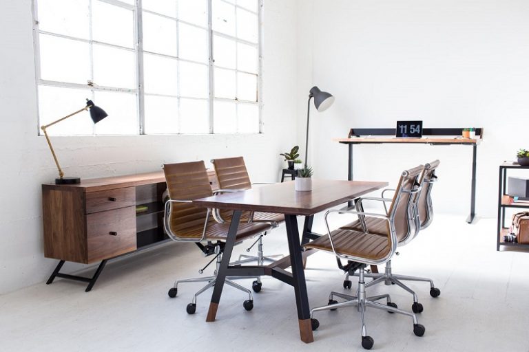 Tips To Get Great Discounts On Office Furniture RooHome