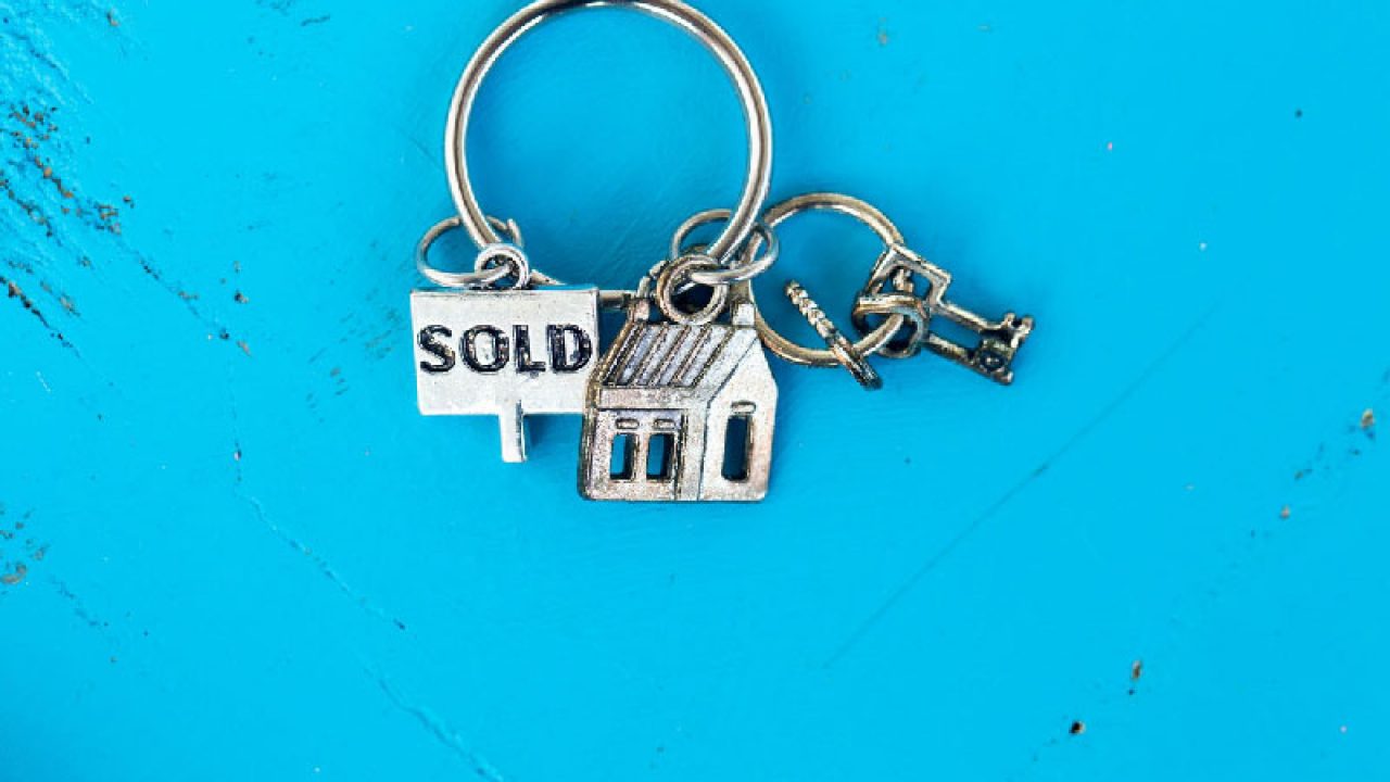 things to do before selling house