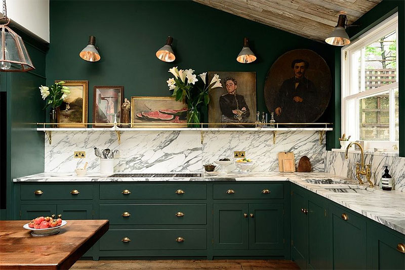 https://roohome.com/wp-content/uploads/2020/05/Fabulous-Green-Kitchen-Ideas-That-will-Inspire-You.jpg
