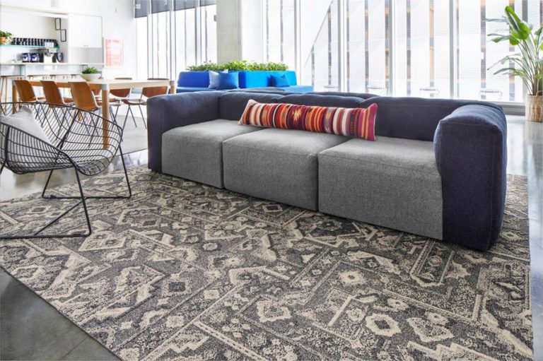 Are Rugs and Carpets the Same Thing? RooHome