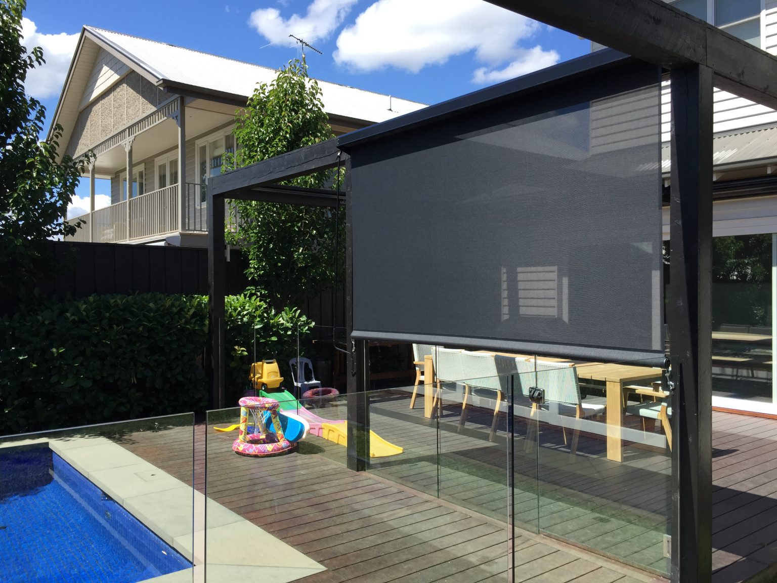 Outdoor Blinds - Choosing The Best Canvas For Your Exterior - RooHome