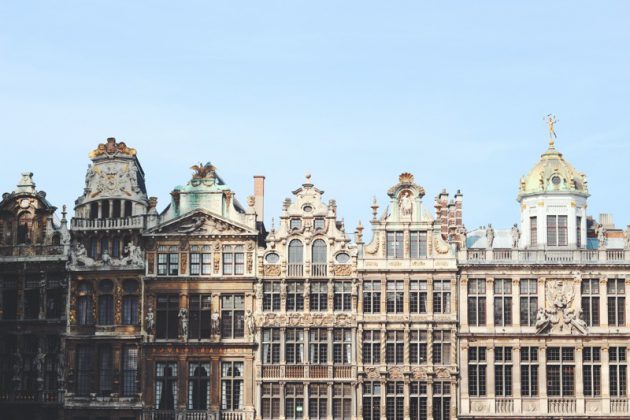 Let's to Know More About Architecture in European Style - RooHome