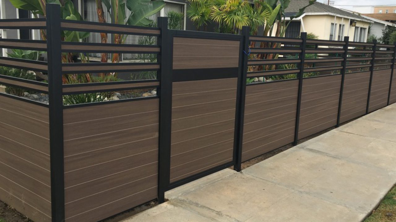 The WPC modern fences are sturdy and attractive.