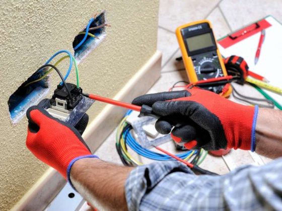 Why You Should Get An Electrical Service Provider - RooHome