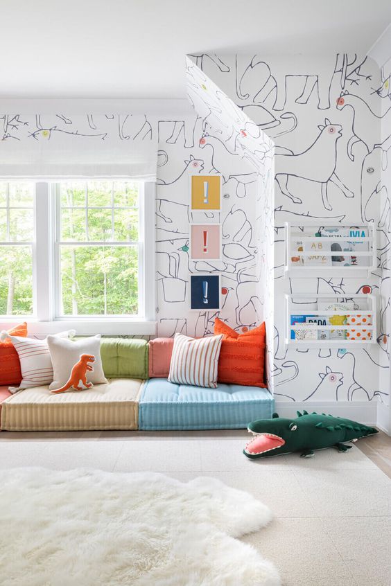 colorful kids bedroom decor